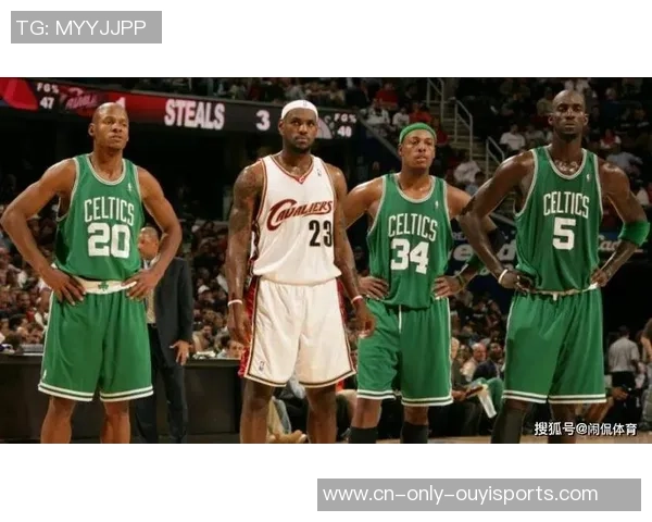 凯尔特人与热火第三节较量精彩纷呈球员表现引人注目 凯尔特人与热火第三节较量精彩纷呈球员表现引人注目